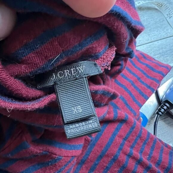 J. Crew tissue tee turtleneck Xs - Picture 4 of 6